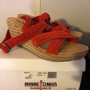 Minnetonka wedge wrap around ankle sandals NEW